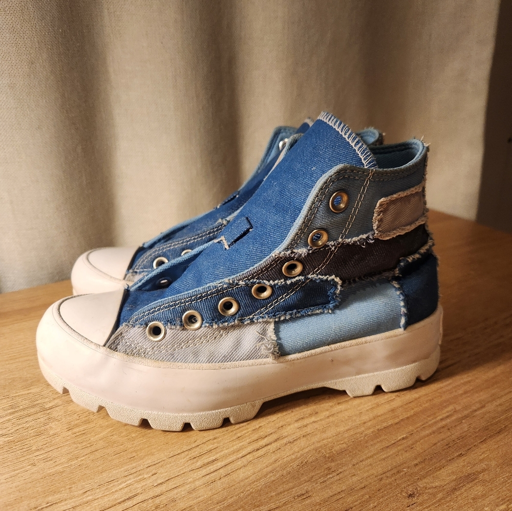 Womens Converse